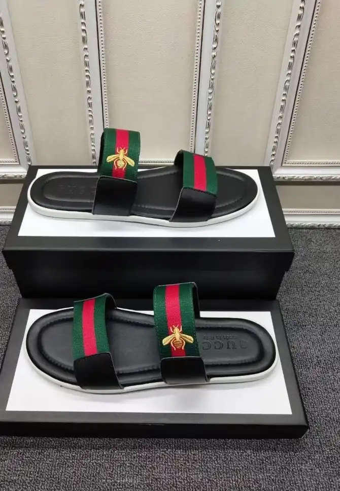 hype Gucci Slippers