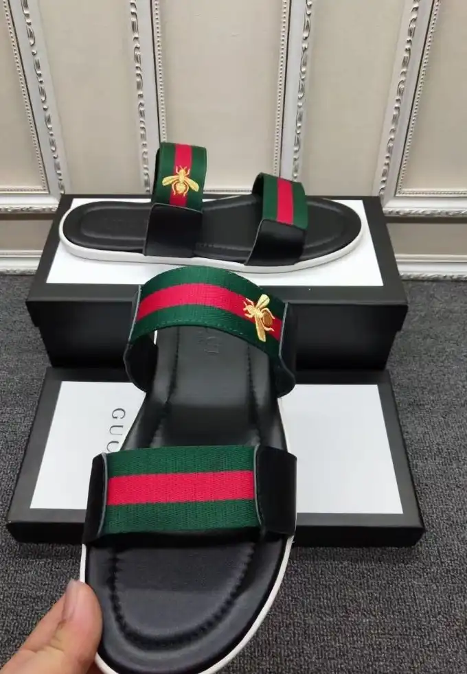 hype Gucci Slippers