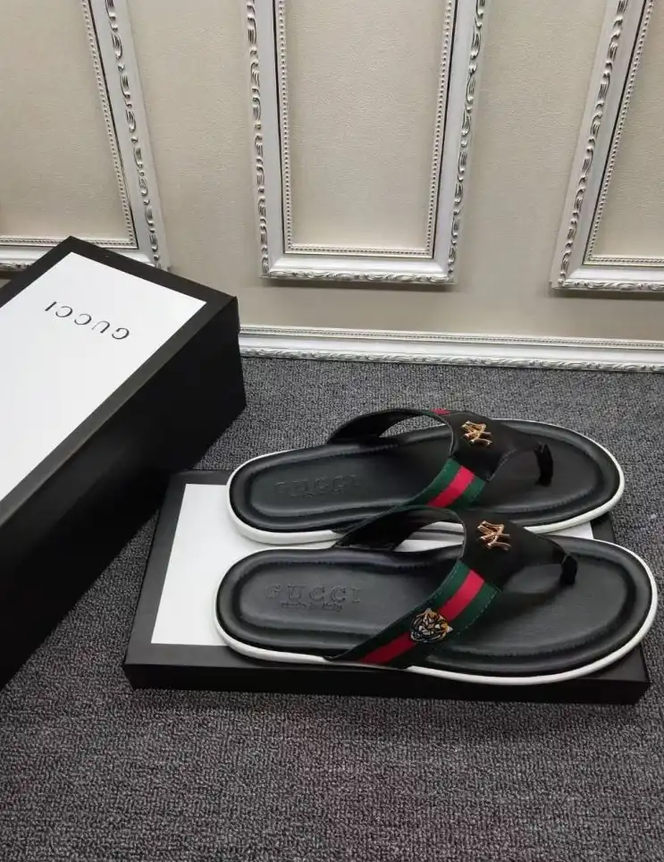 hype Gucci Slippers