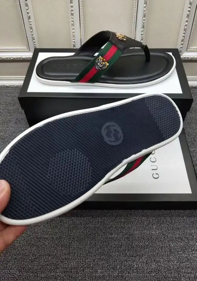 hype Gucci Slippers