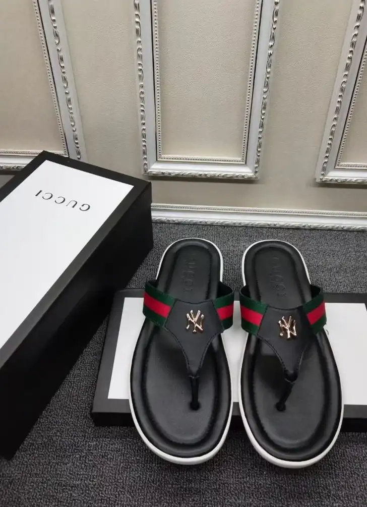 hype Gucci Slippers