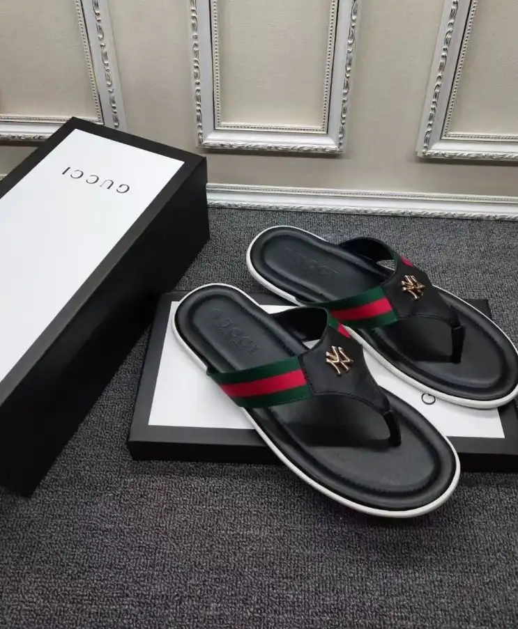 hype Gucci Slippers