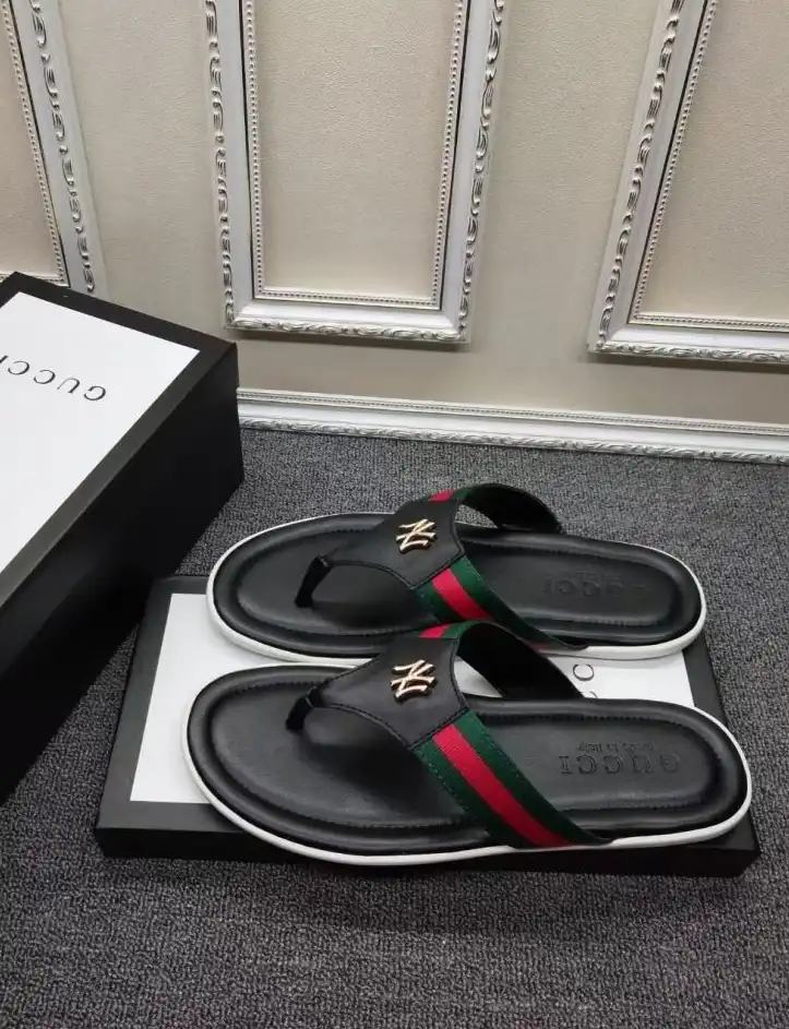 hype Gucci Slippers