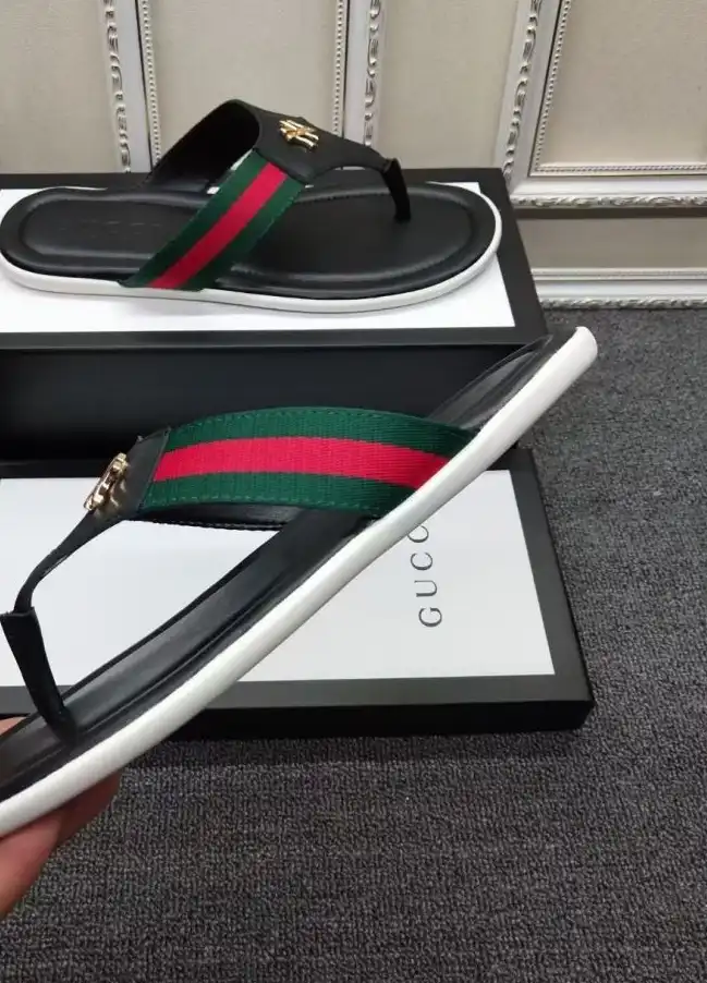 hype Gucci Slippers