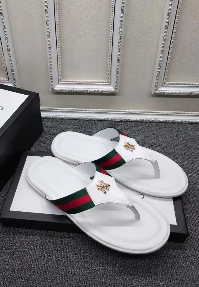 hype Gucci Slippers