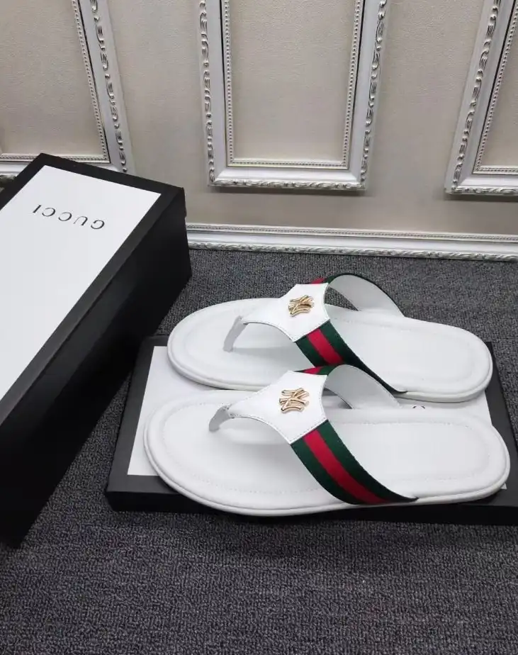 hype Gucci Slippers