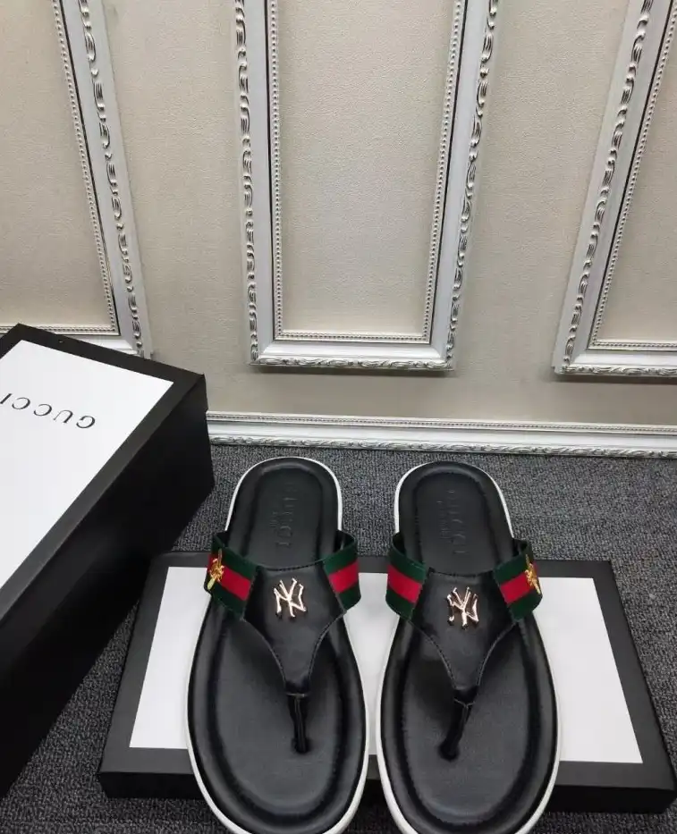 hype Gucci Slippers