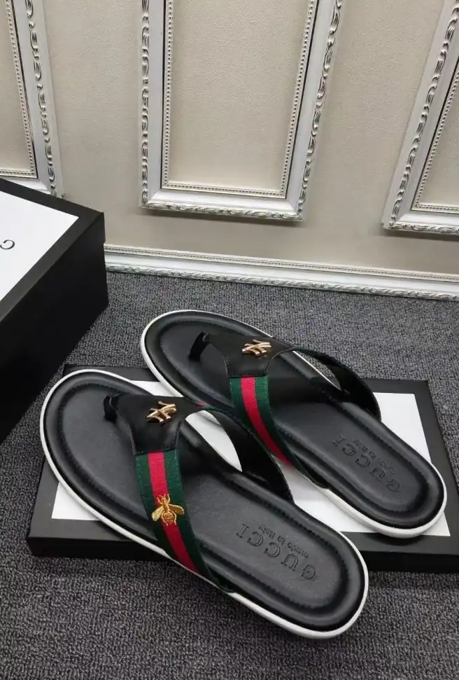 hype Gucci Slippers