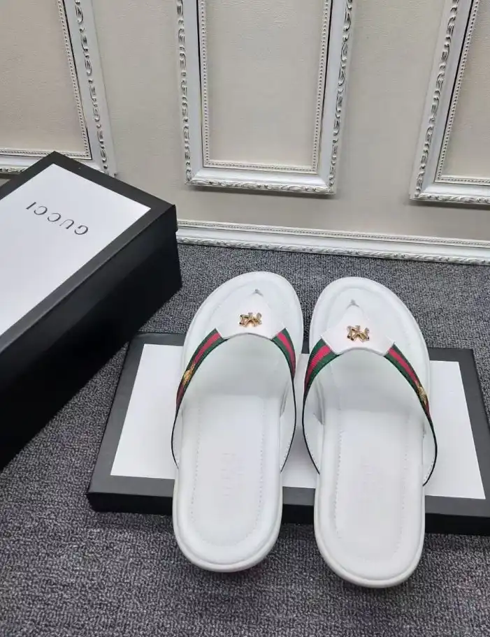 hype Gucci Slippers