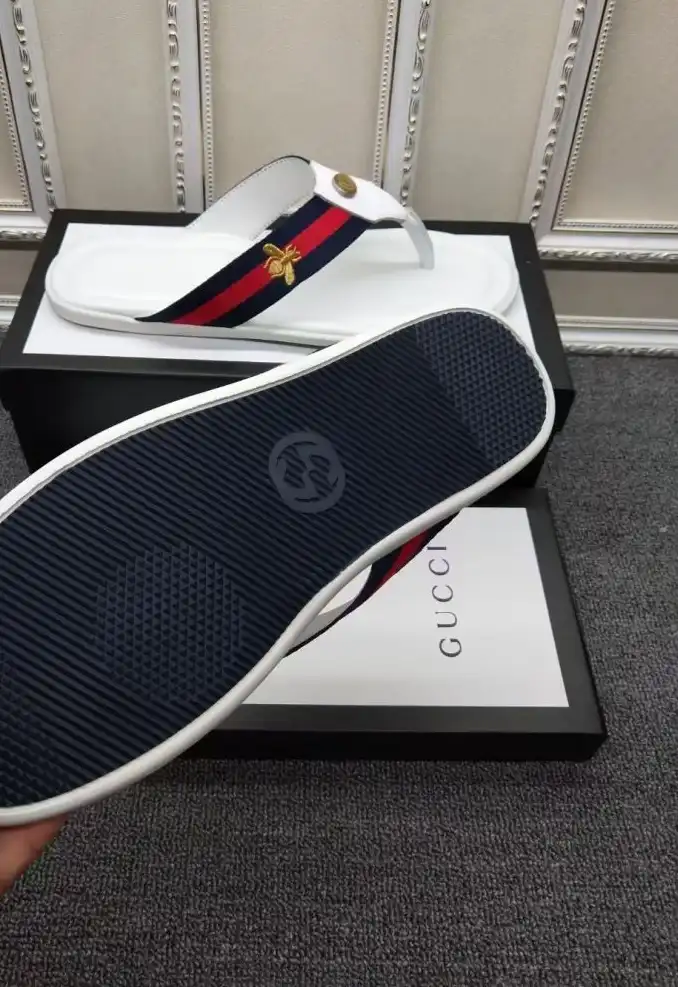 hype Gucci Slippers