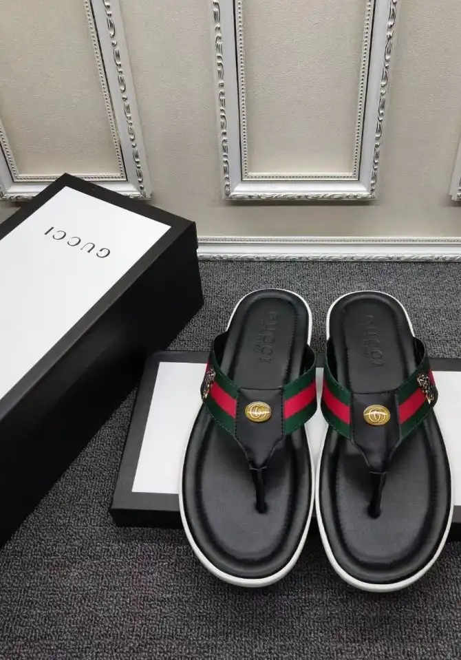 hype Gucci Slippers