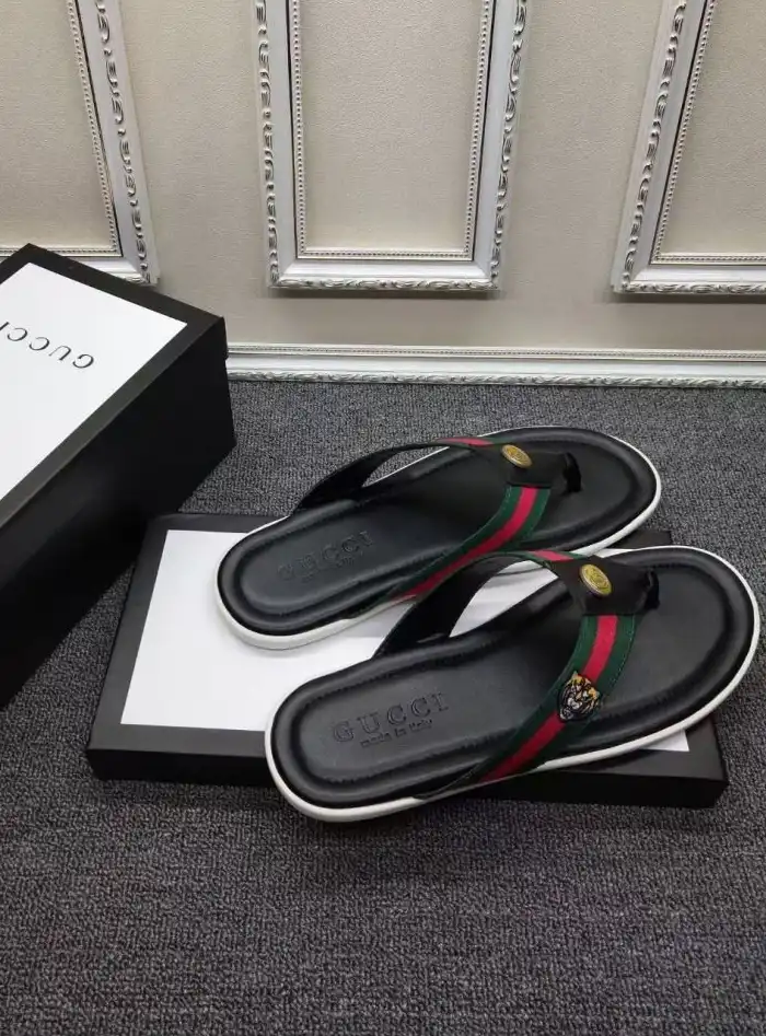 hype Gucci Slippers