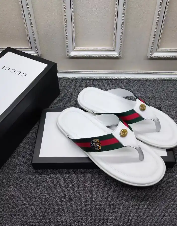 hype Gucci Slippers