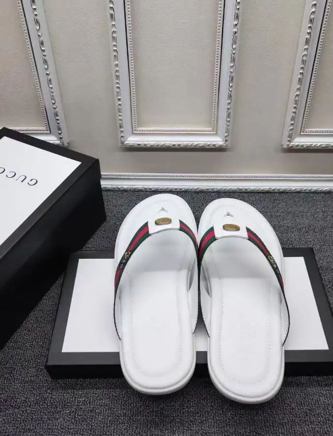 hype Gucci Slippers