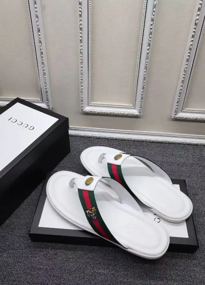 hype Gucci Slippers