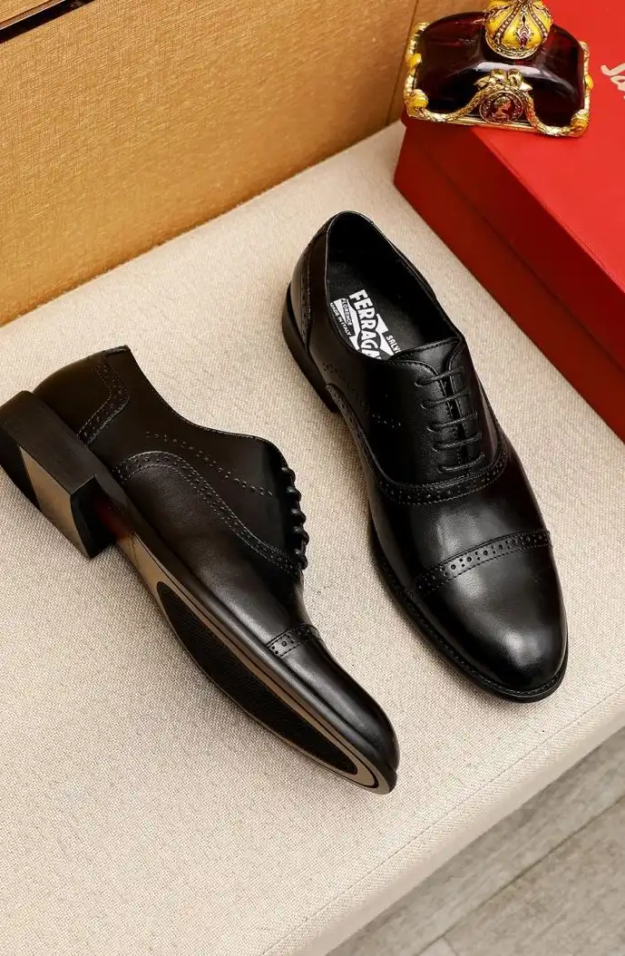 hype Ferragamo Leather Shoes