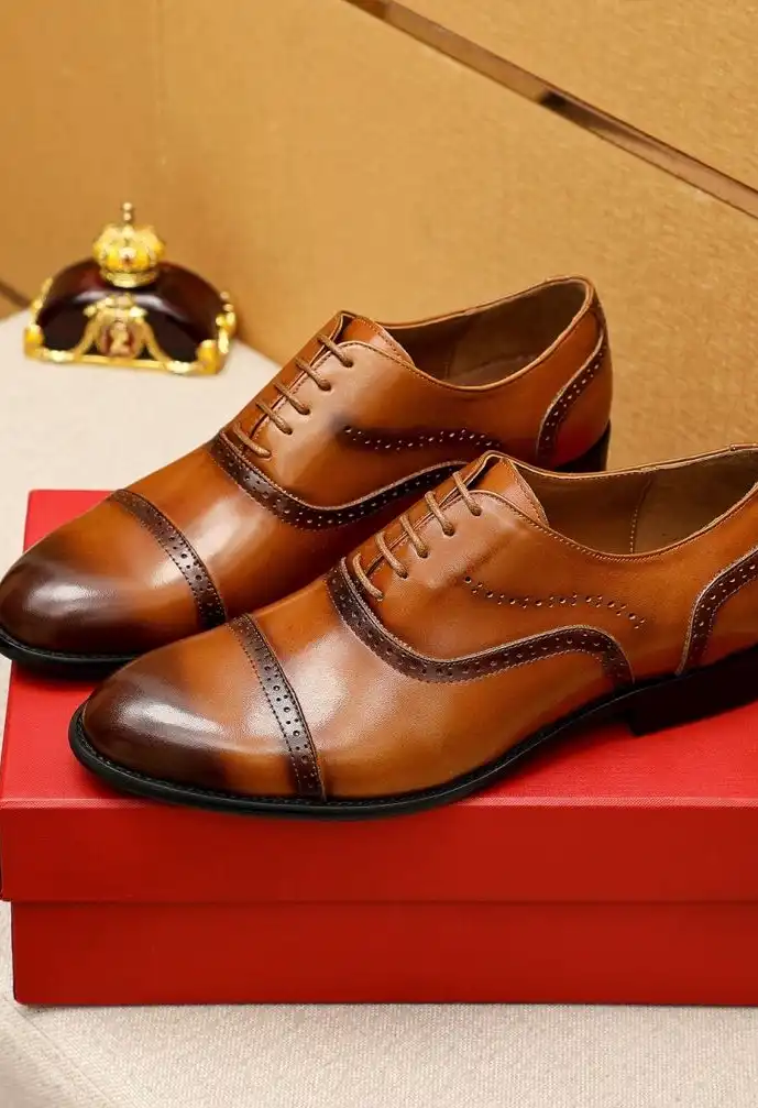 hype Ferragamo Leather Shoes