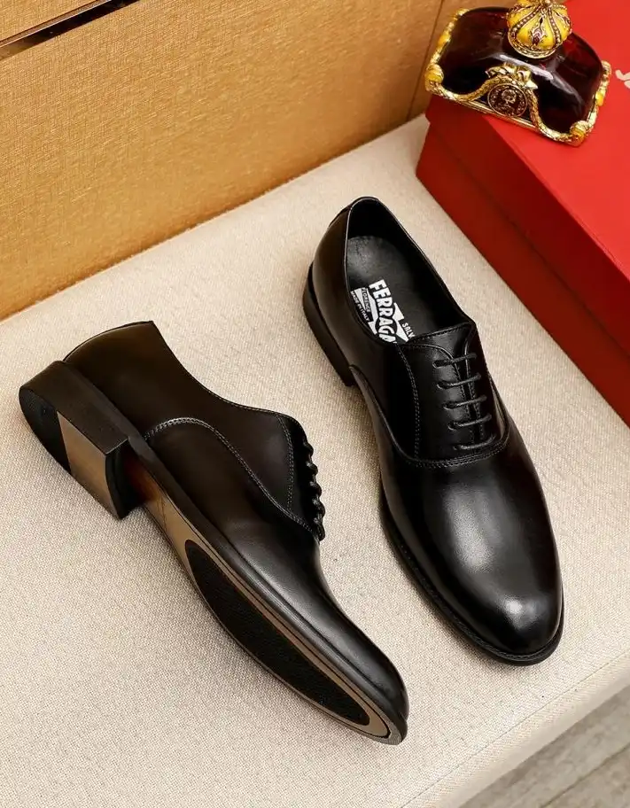 hype Ferragamo Leather Shoes