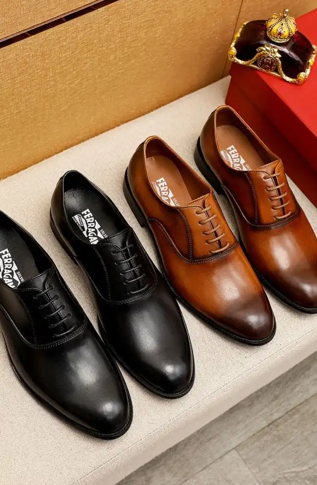 hype Ferragamo Leather Shoes