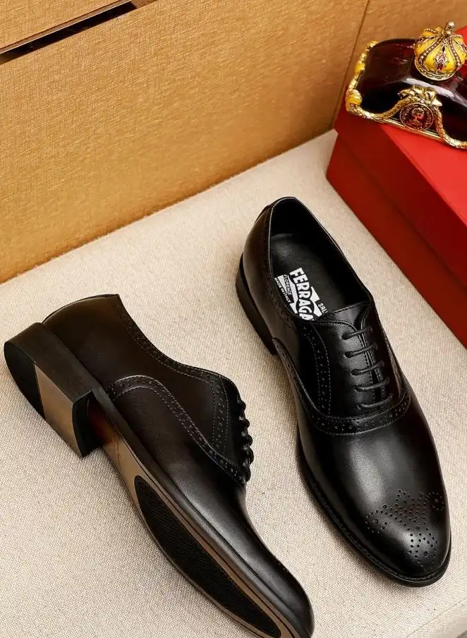 hype Ferragamo Leather Shoes