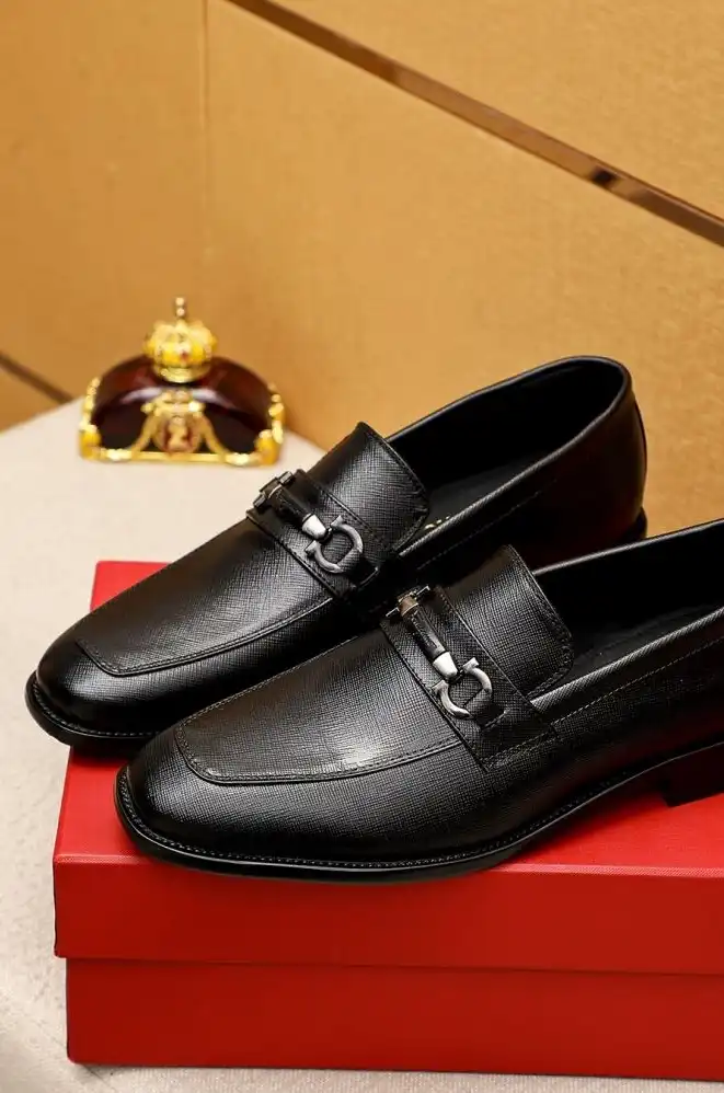 hype Ferragamo Leather Shoes