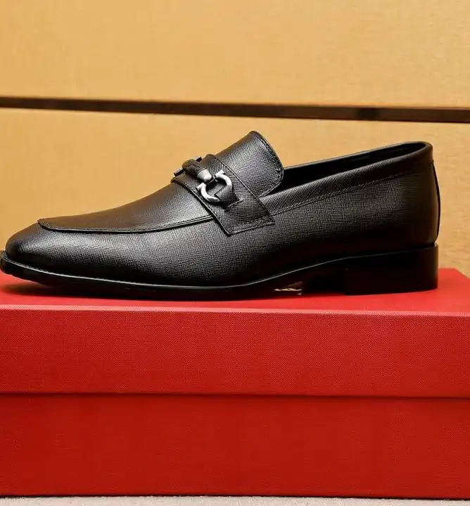 hype Ferragamo Leather Shoes