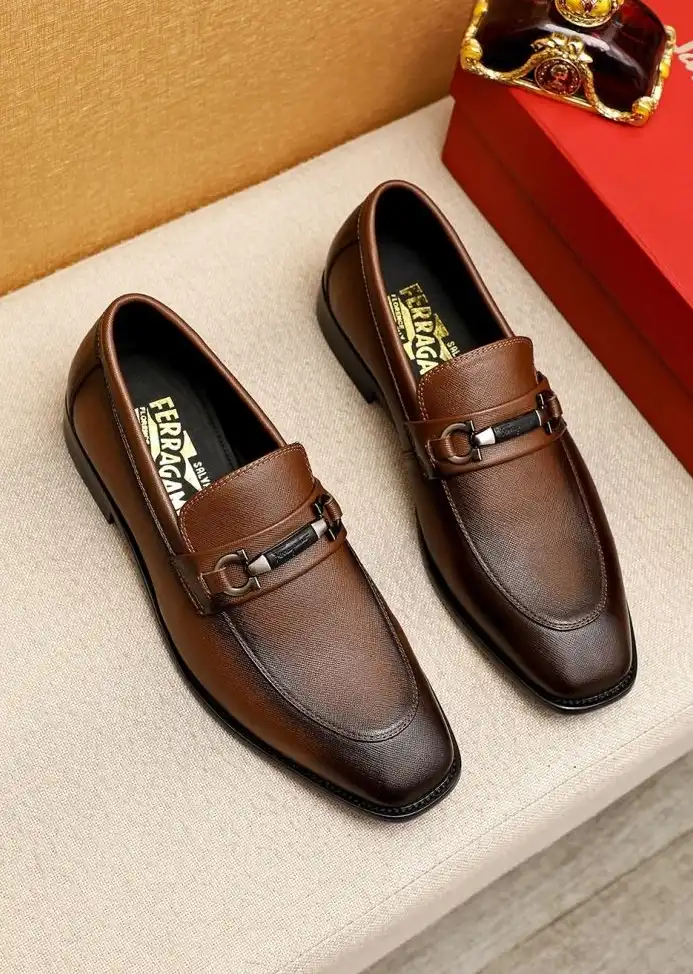 hype Ferragamo Leather Shoes