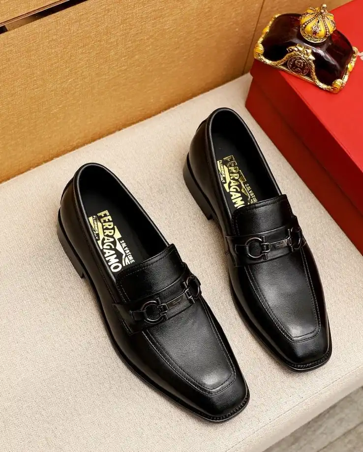 hype Ferragamo Leather Shoes