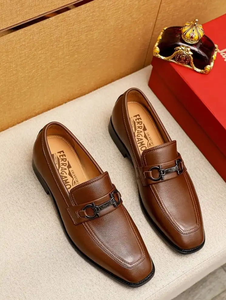 hype Ferragamo Leather Shoes