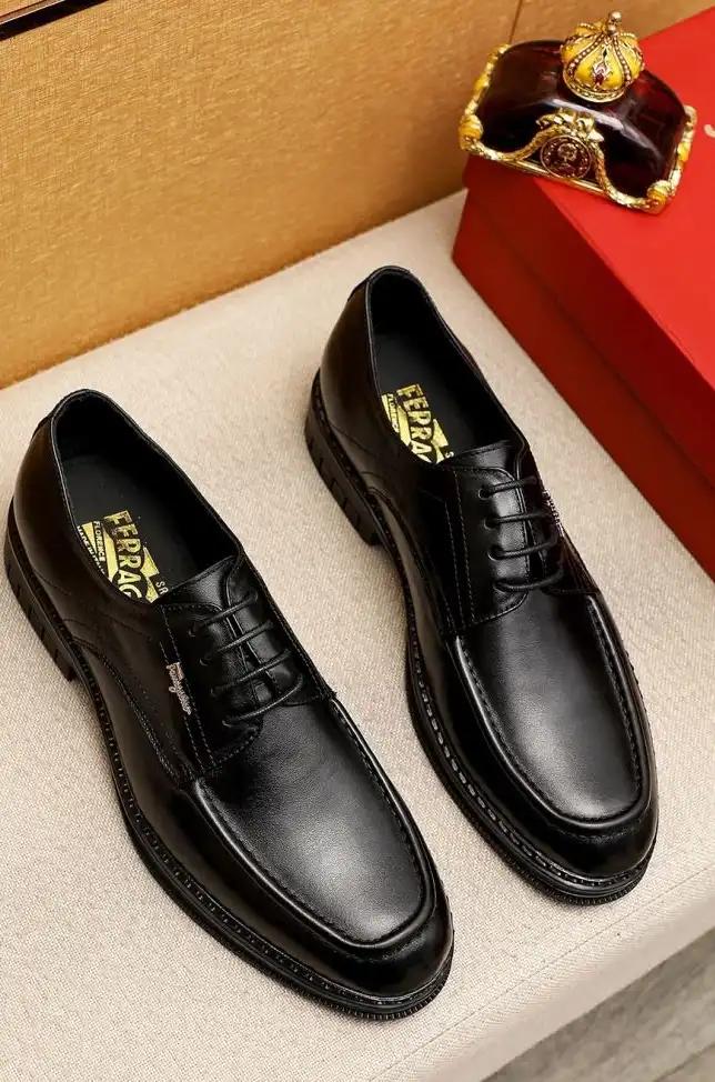 hype Ferragamo Leather Shoes