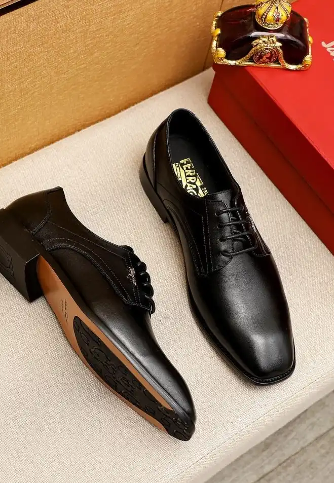 hype Ferragamo Leather Shoes