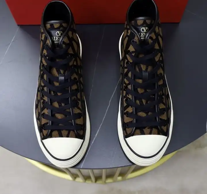 hype Valentino Casual Shoes