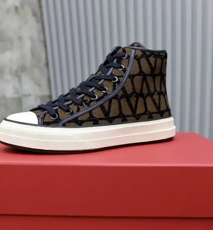 hype Valentino Casual Shoes