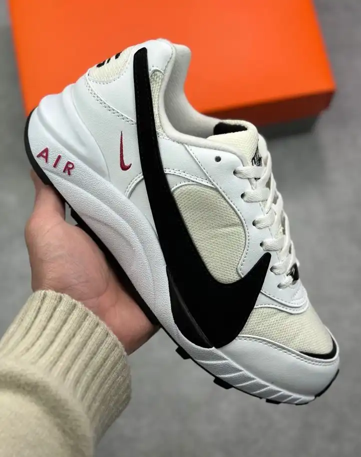 hype Nike Sneakers