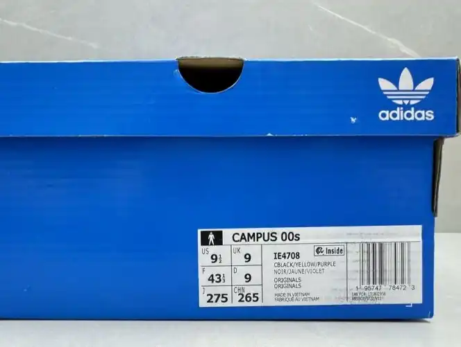 hype Adidas Sneakers