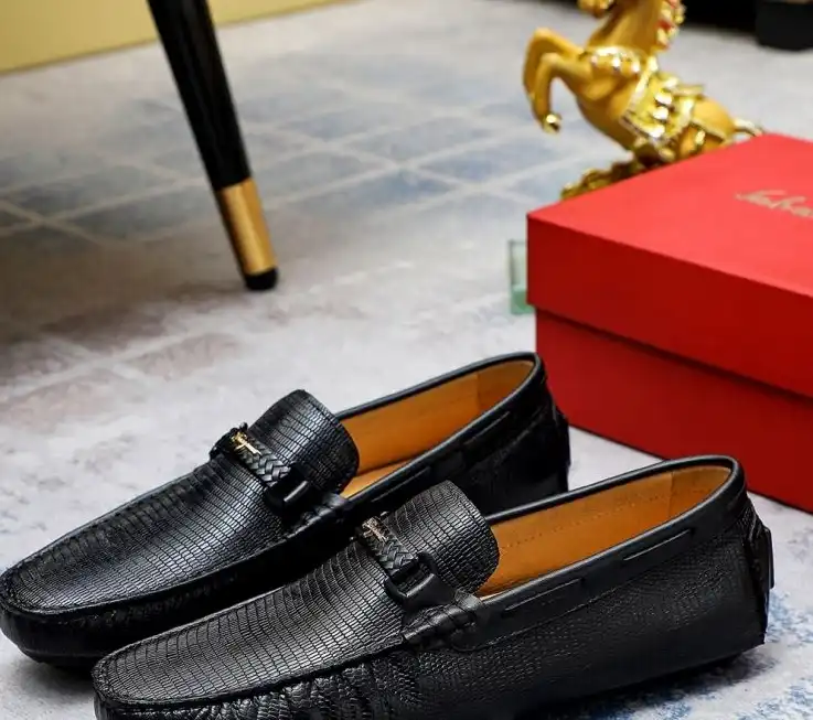 hype Ferragamo Leather Shoes