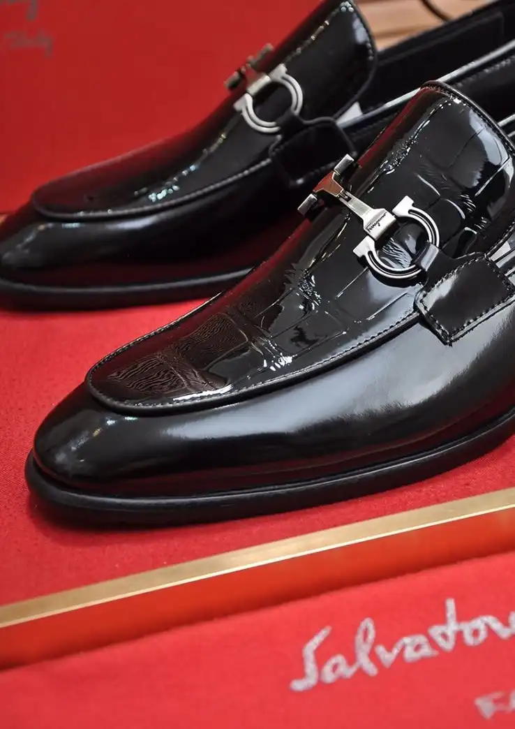 hype Ferragamo Leather Shoes