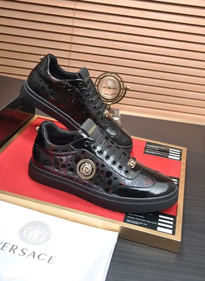 hype Givenchy Sneakers