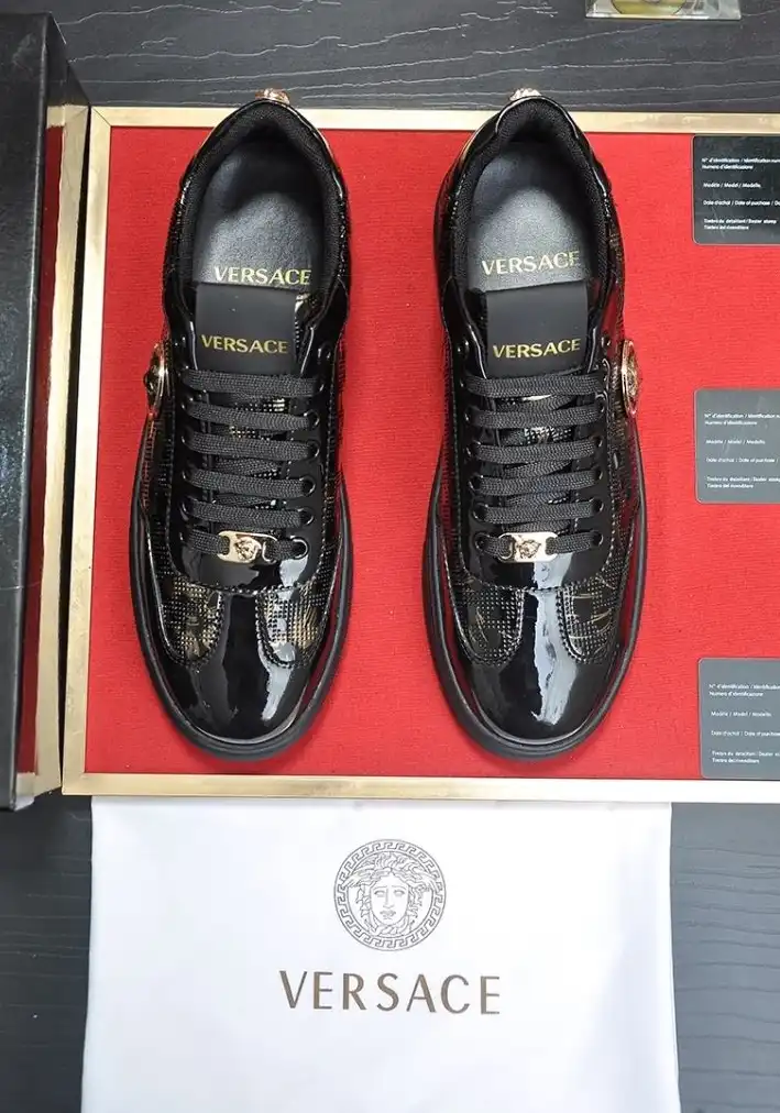 hype Givenchy Sneakers