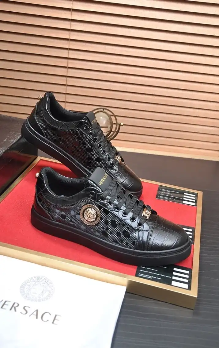 hype Givenchy Sneakers