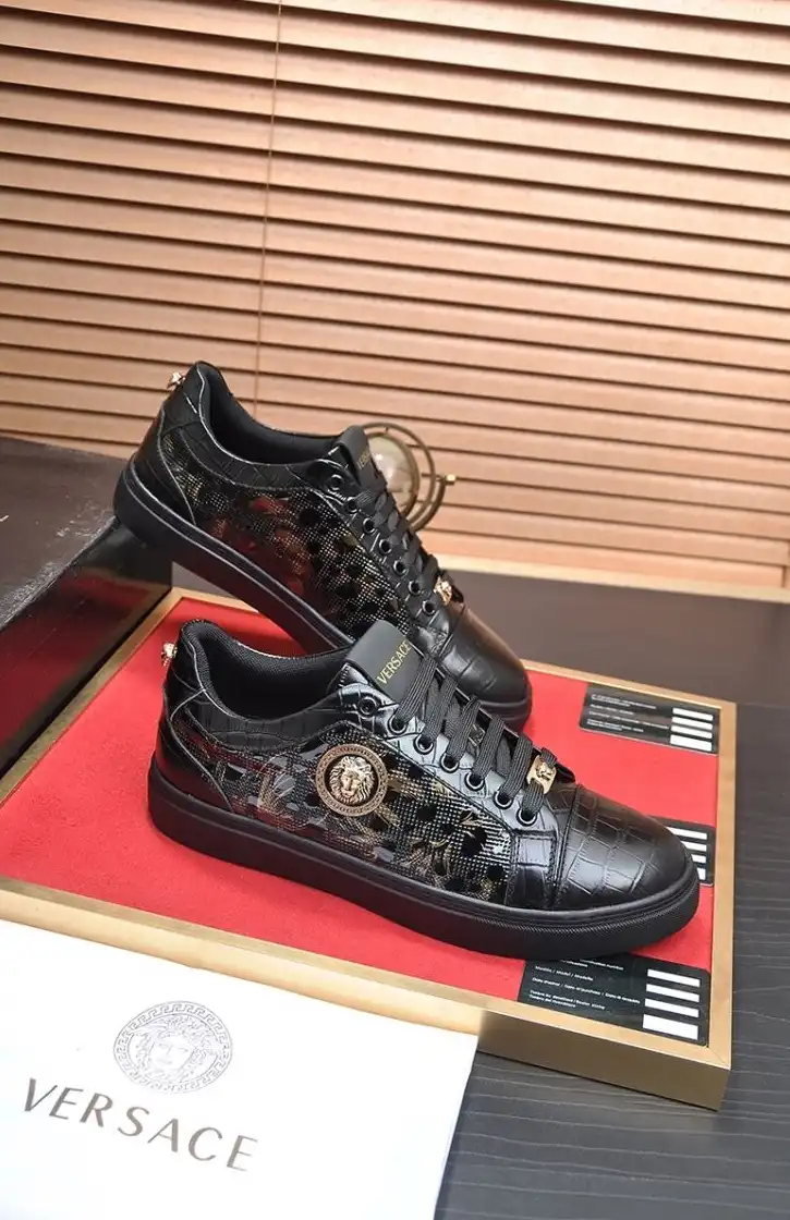 hype Givenchy Sneakers