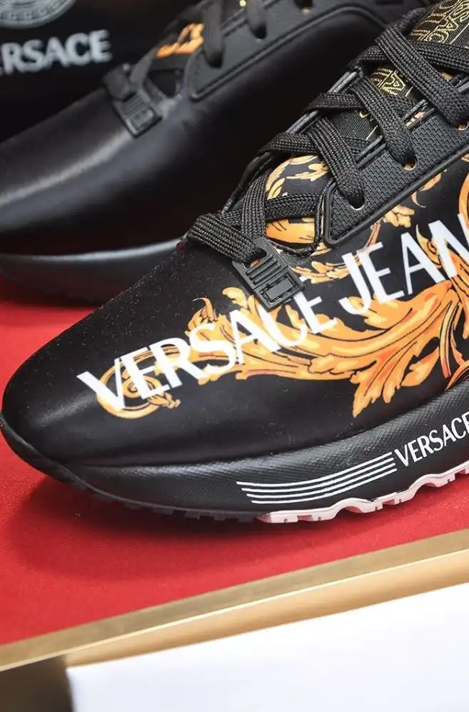 hype Givenchy Sneakers