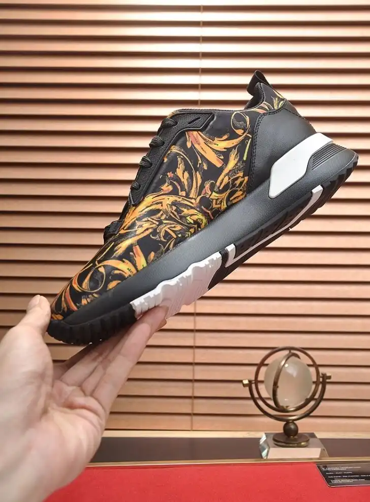 hype Givenchy Sneakers