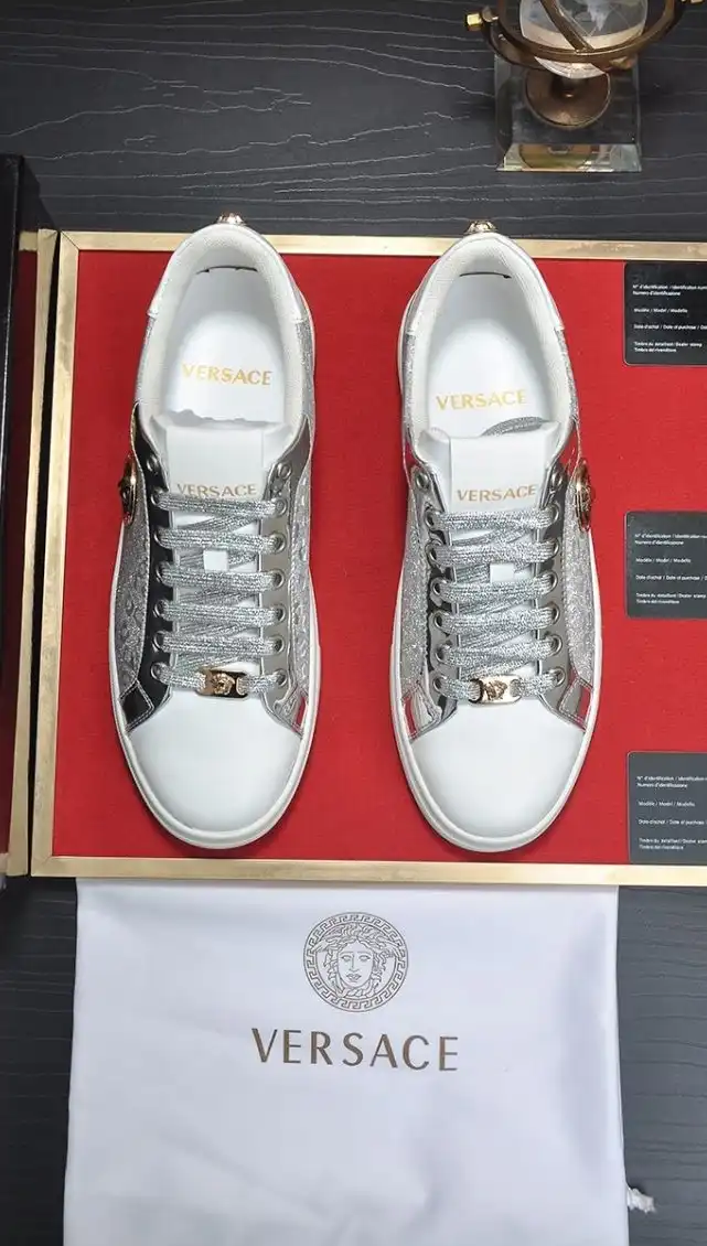 hype Givenchy Sneakers