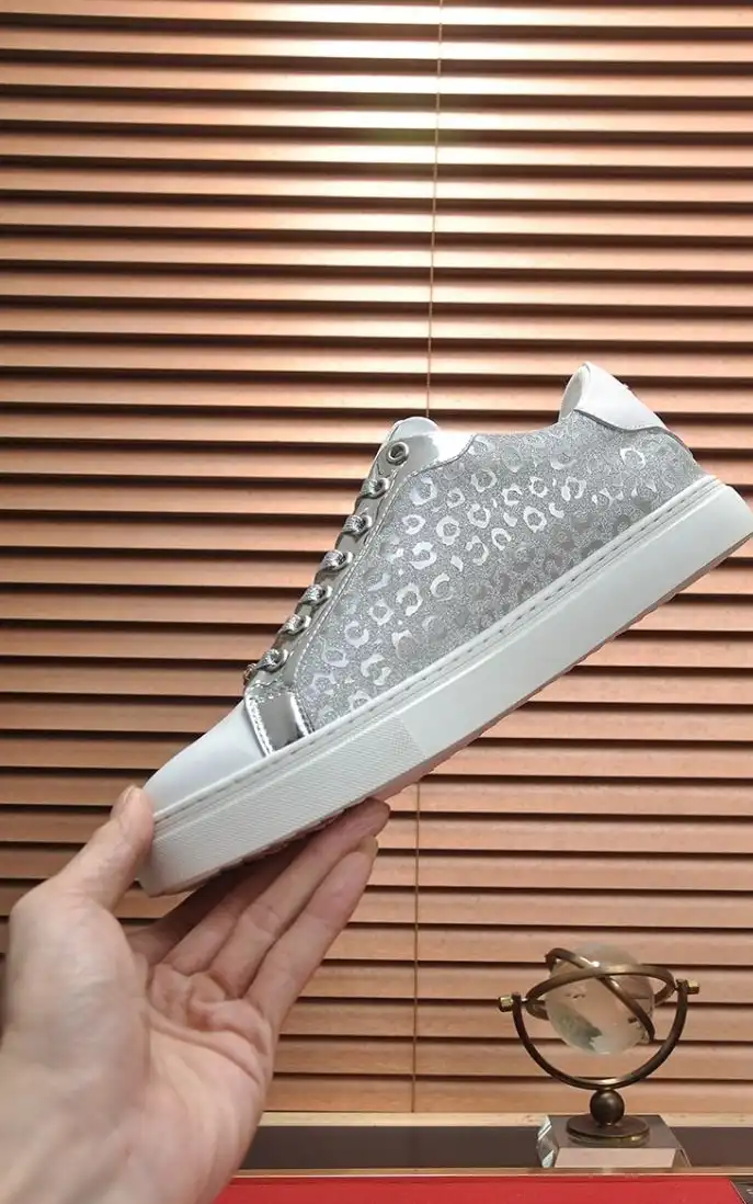 hype Givenchy Sneakers