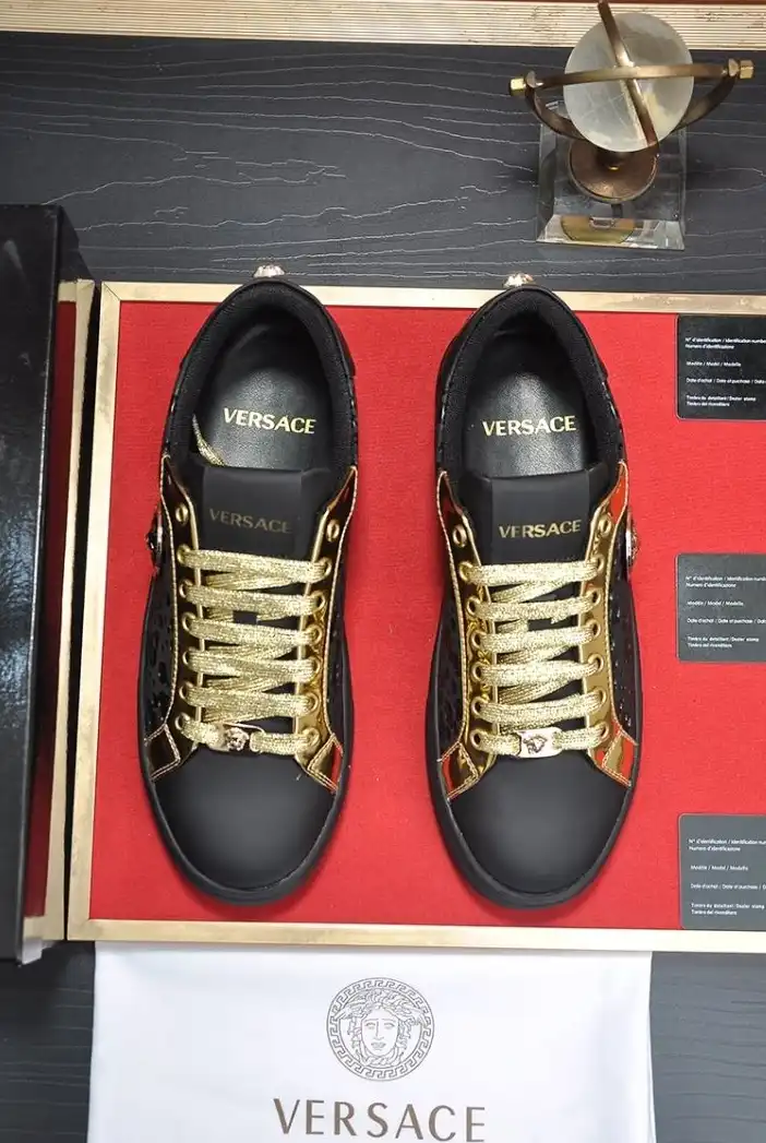 hype Givenchy Sneakers