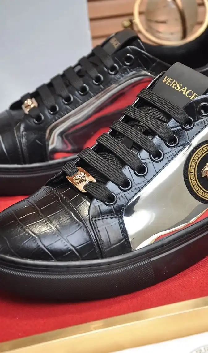 hype Givenchy Sneakers