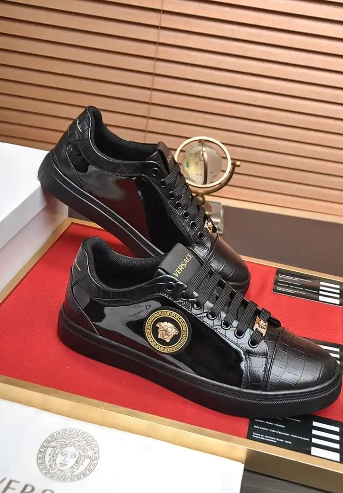 hype Givenchy Sneakers