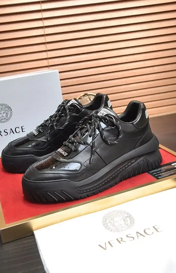 hype Givenchy Sneakers