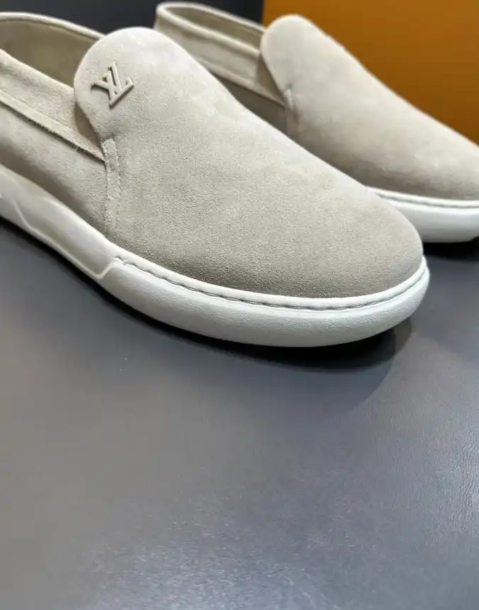 hype Louis Vuitton Sneakers